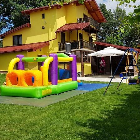 Guest House Blazevic Gornja Gracenica Ngoại thất bức ảnh