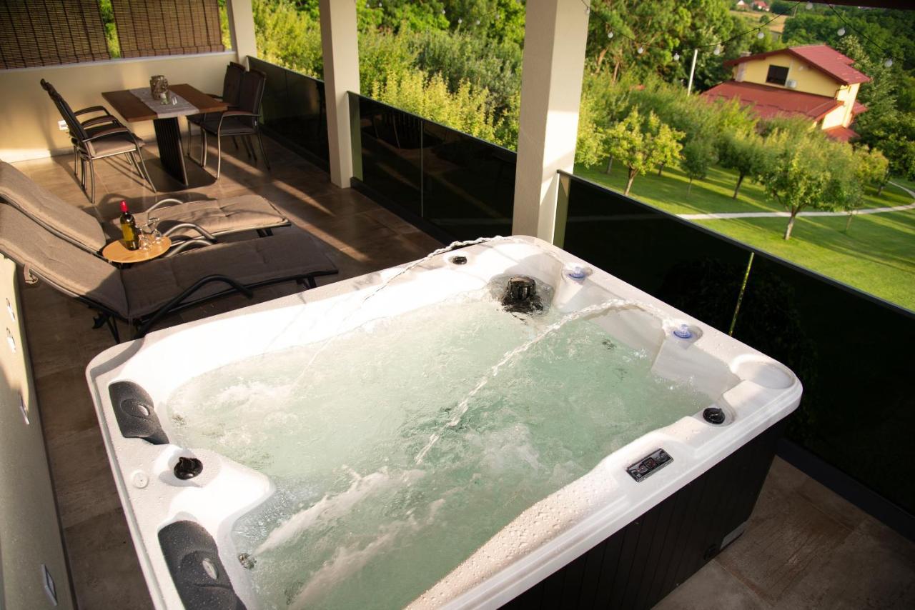 Guest House Blazevic Gornja Gracenica Ngoại thất bức ảnh