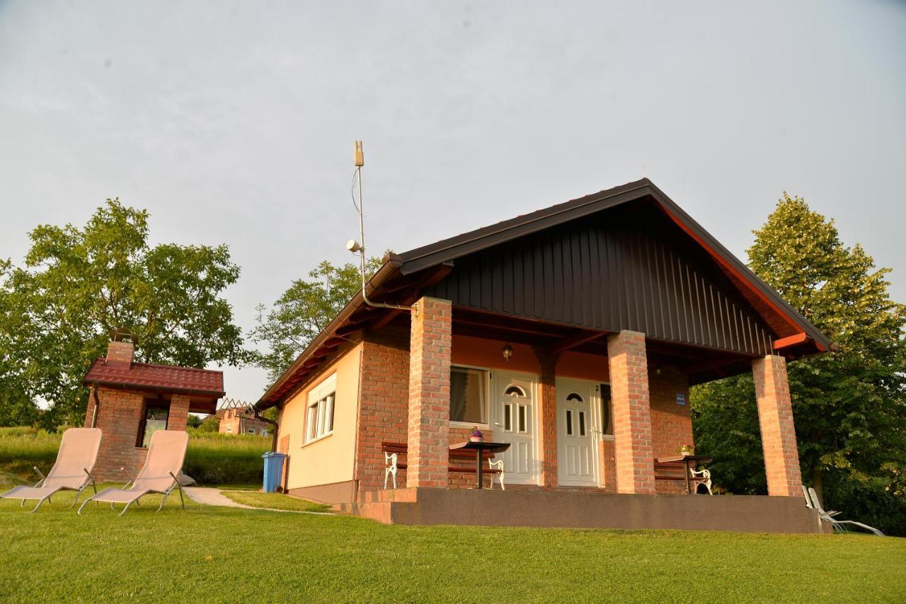 Guest House Blazevic Gornja Gracenica Ngoại thất bức ảnh